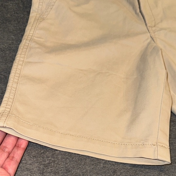 GAP- NWT Boys Khaki Shorts size 12 - Picture 8 of 14